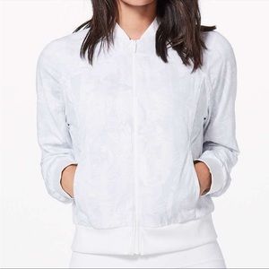 🍋 Lululemon Bomb Around Jacket - Reversible - size 8/10 - like new✨